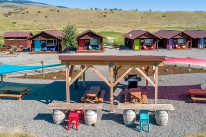 Charming Tiny Cabin near Chico Hot Springs for a Memorable Retreat in Emigrant, Montana - Emigrant, Montana - glamping.directory
