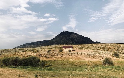 Secluded Off-Grid Log Cabin Rental with Wood-Burning Stove near Steamboat Springs, Colorado - Steamboat Springs, Colorado - glamping.directory