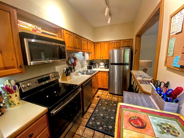 Fabulous Bretton Woods Vacation Rental near the Slopes - Carroll, New Hampshire - glamping.directory