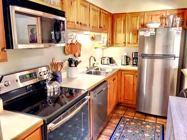Fabulous Bretton Woods Vacation Rental near the Slopes - Carroll, New Hampshire - glamping.directory