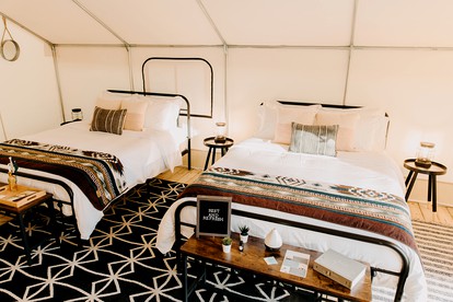 Lake Blackshear Glamping Retreat: Cozy Safari Tent in Cordele, Georgia - Cordele, Georgia - glamping.directory