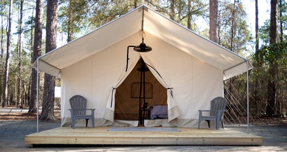 Lake Blackshear Glamping Retreat: Cozy Safari Tent in Cordele, Georgia - glamping.directory