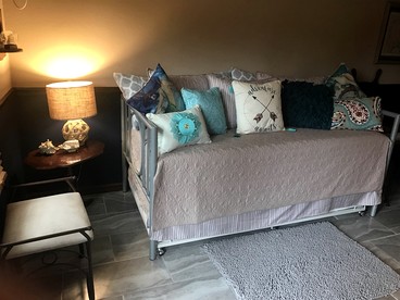 Seafarer-Themed Escape with Kitchenette & Relaxing Lounge in Bacliff, Texas - Bacliff, Texas - glamping.directory