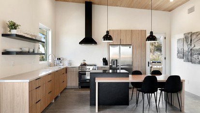 Modern Vacation Rental with Hot Tub and BBQ in Yucca Valley, CA - Yucca Valley, California - glamping.directory