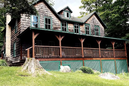 Exceptional Serenity: Unique Cabin Glamping Oasis in Raquette Lake, NY - Raquette Lake, New York - glamping.directory
