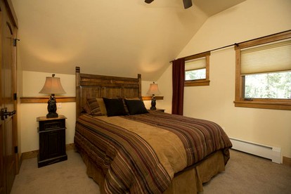 Picturesque Cabin Rental near Canyons of the Ancients National Monument, Colorado - Durango, Colorado - glamping.directory