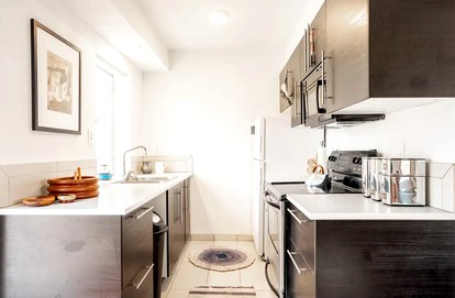 Fantastic Villa with a Hot Tub in Yucca Valley Perfect for Joshua Tree Getaways - Yucca Valley, California - glamping.directory