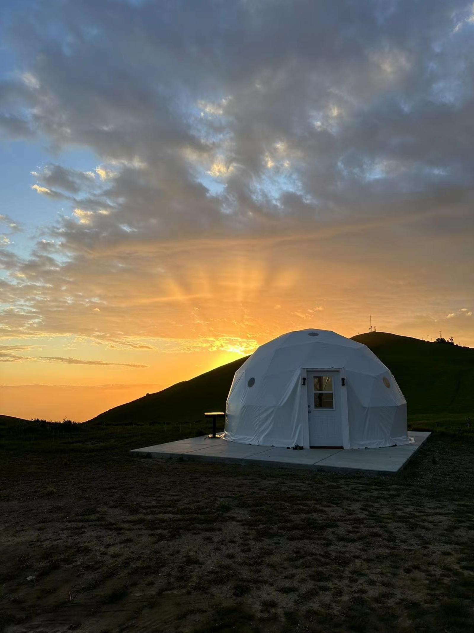 Sunrise & Sunset storybook Retreat - Livermore, California - glamping.directory