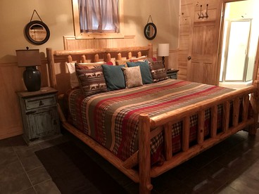 Private Cabin with Wi-Fi Nestled in the Mountains of Hiawassee, Georgia - Hiawassee, Georgia - glamping.directory