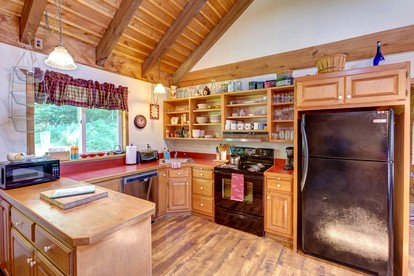 Warm & Inviting Cabin Retreat Perfect for Year-Round Escapes in Denver, New York - Denver, New York - glamping.directory