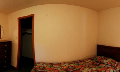 Spacious Cabin Rental with a Fireplace on Lake Delton, Wisconsin - Wisconsin Dells, Wisconsin - glamping.directory