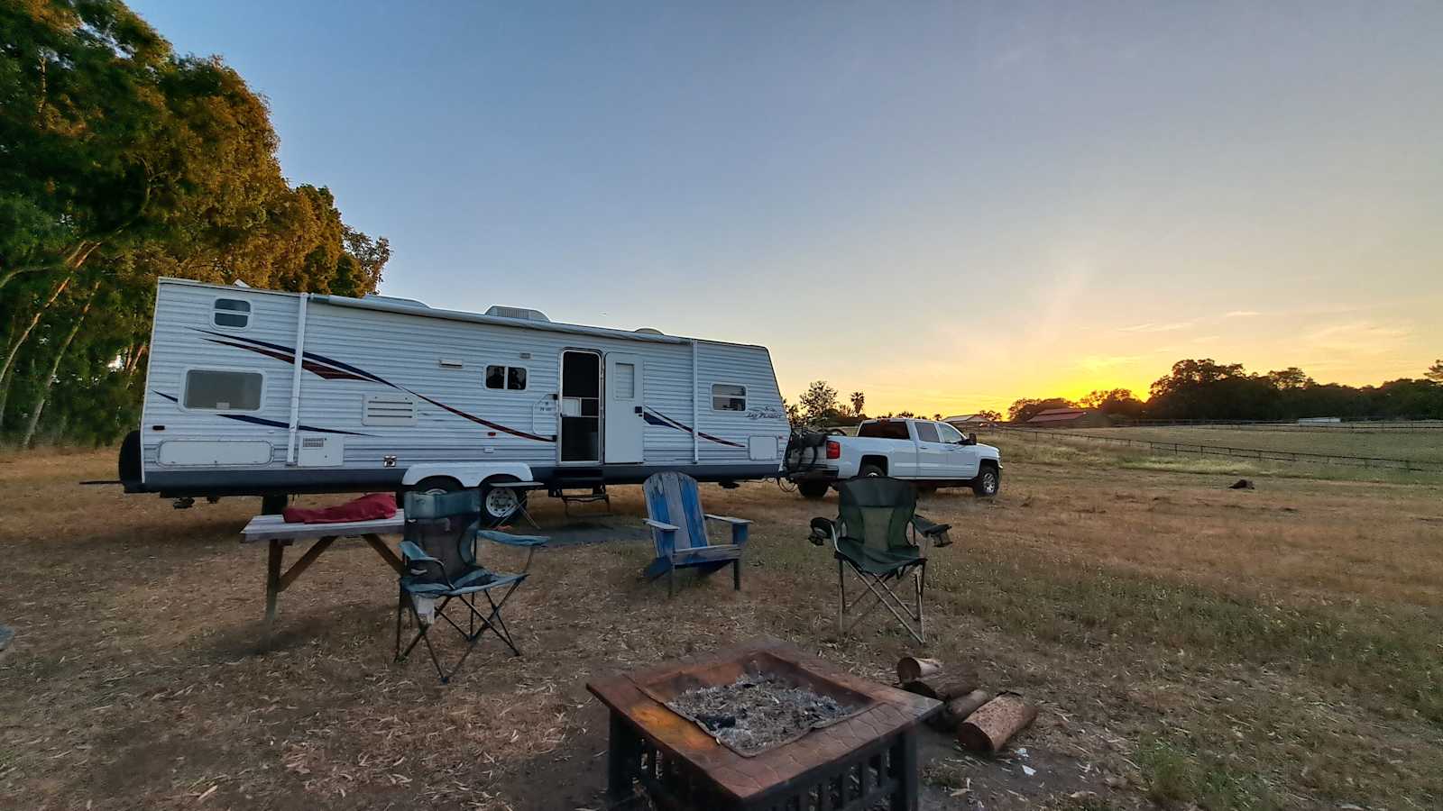 Camp Seclusion - Garden Farms, California - glamping.directory