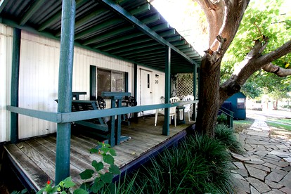 Rustic Cabin Rental with Lake Views and Shared Pool near Austin, Texas - Kingsland, Texas - glamping.directory