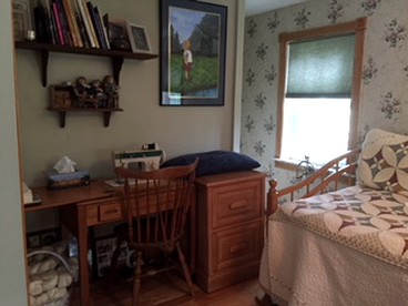 Charming Vacation Room Rental on Idyllic Farm near Bethlehem, Pennsylvania - Cooksburg, Pennsylvania - glamping.directory