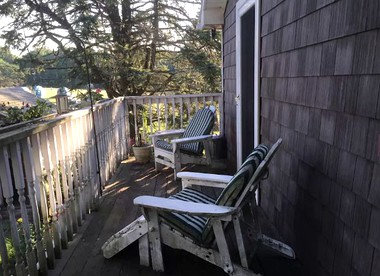 Charming Vacation Room Rental on Idyllic Farm near Bethlehem, Pennsylvania - Cooksburg, Pennsylvania - glamping.directory