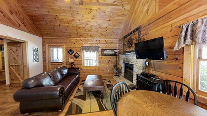 Pet-Friendly Cabin with Jacuzzi Fantastic for Hiking Trails in Pigeon Forge, Tennessee - Pigeon Forge, Tennessee - glamping.directory