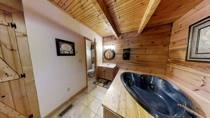Pet-Friendly Cabin with Jacuzzi Fantastic for Hiking Trails in Pigeon Forge, Tennessee - Pigeon Forge, Tennessee - glamping.directory
