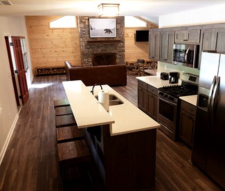 Pet-Friendly Cabin with a Private Hot Tub in Bostic, North Carolina - Rutherfordton, North Carolina - glamping.directory