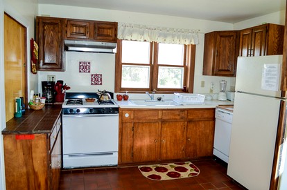 Charming and Secluded Woodland Cottage Rental near the Shenandoah Valley, Virginia - Madison, Virginia - glamping.directory