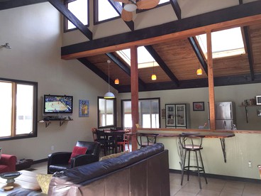 Secluded Two-Bedroom Cottage Rental with Hot Tub and Fireplace in Woodstock, New York - Saugerties, New York - glamping.directory