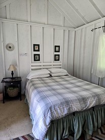 Cozy Tiny Cabin on a Peaceful Ranch, the Perfect Base for Outdoor Adventures on Vashon Island near Seattle, Washington - Vashon, Washington - glamping.directory