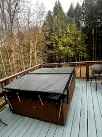 Unique Tiny Teardrop Camper for a Cozy Romantic Getaway in the Forest by the River in Jacksonville, Vermont - Jacksonville, Vermont - glamping.directory