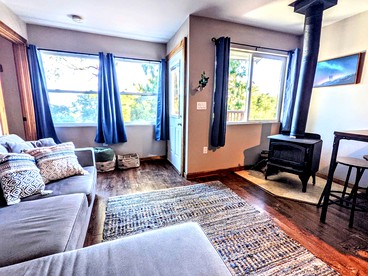 California Lakeview Escape: Santa Ysabel Glamping to Recharge - Santa Ysabel, California - glamping.directory
