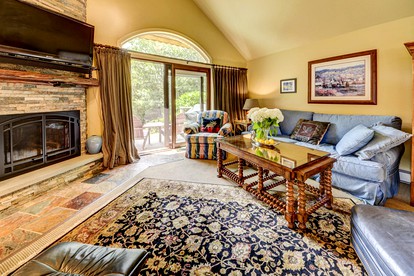 Cozy Cabin Rental Perfect for a Family Vacation in New Hampshire - Carroll, New Hampshire - glamping.directory