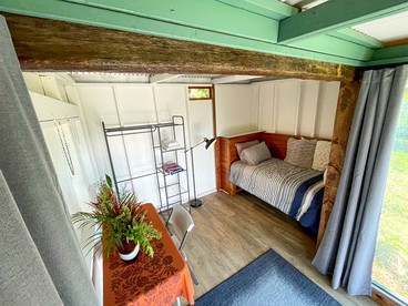 Cute Cabin for Two Surrounded by Nature for a Peaceful Getaway in Kealakekua, Hawaii - Kealakekua, Hawaii - glamping.directory