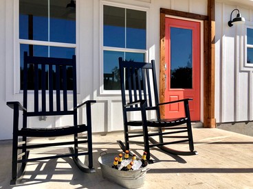 Charming Cabin for Glamping Vacations in Wimberley, Texas - Wimberley, Texas - glamping.directory