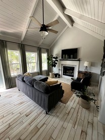 Charming Cabin for Glamping Vacations in Wimberley, Texas - Wimberley, Texas - glamping.directory