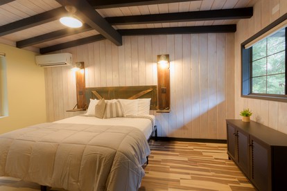 Pet-Friendly Cabin with Beautiful Waterfall Views in Sedona, Arizona - Sedona, Arizona - glamping.directory