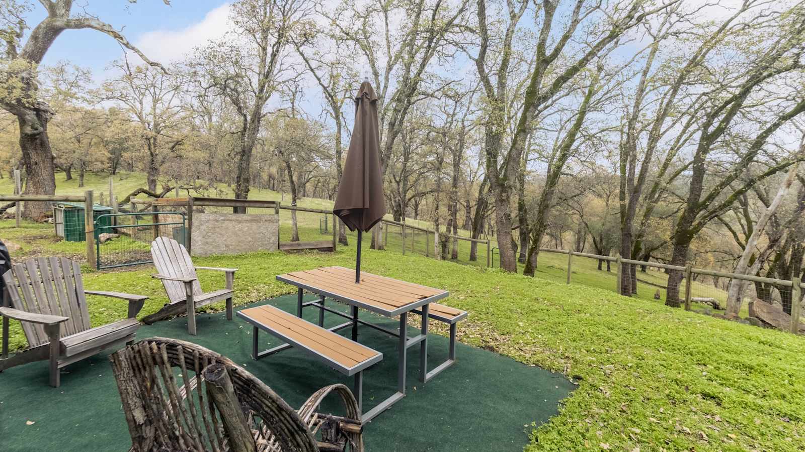 Guesthouse or Glamping Gold Country - River Pines, California - glamping.directory