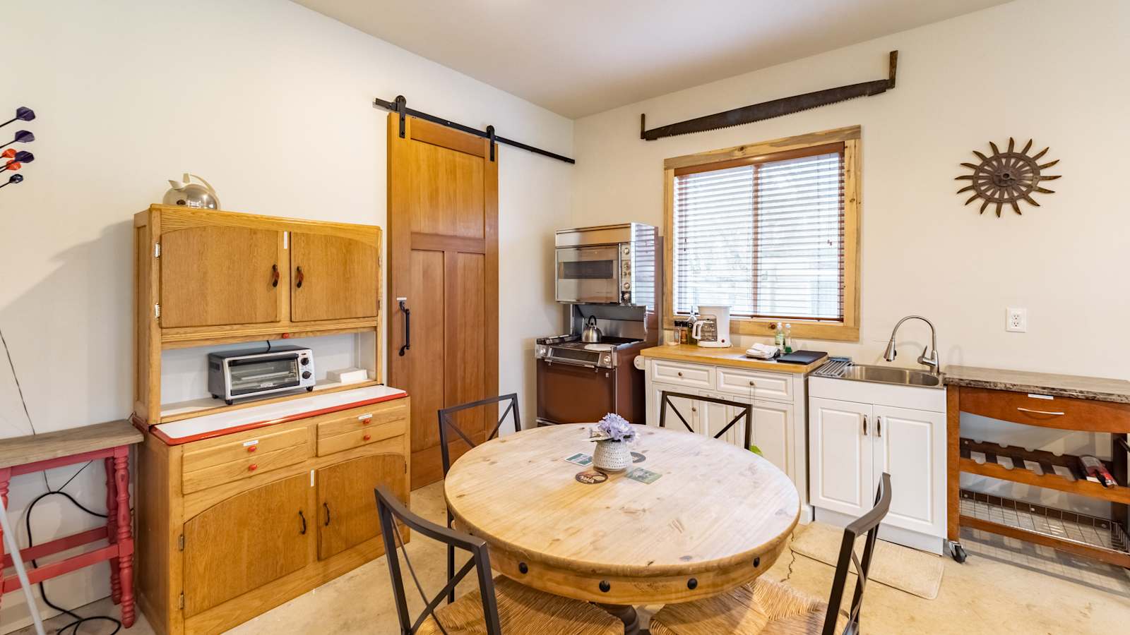 Guesthouse or Glamping Gold Country - River Pines, California - glamping.directory