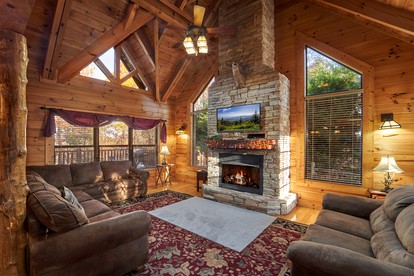 Entertainment Paradise: Pigeon Forge Cabin with Movie Theater, Game Room, and Sauna - Pigeon Forge, Tennessee - glamping.directory