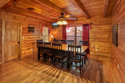 Entertainment Paradise: Pigeon Forge Cabin with Movie Theater, Game Room, and Sauna - Pigeon Forge, Tennessee - glamping.directory