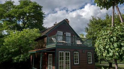 Charming Suite with Private Roof Deck near Ithaca, New York - glamping.directory