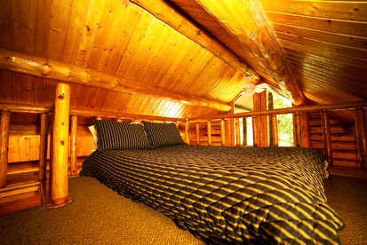 Charming Cabin Rental in Blossoming Garden in Sedona near Red Rock Canyon - Sedona, Arizona - glamping.directory