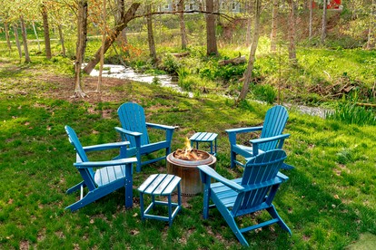 Beautiful Family Cabin with Cozy Interior and Exterior in Saint Croix Falls, Wisconsin - Saint Croix Falls, Wisconsin - glamping.directory