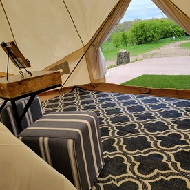 Beautiful Family Cabin with Cozy Interior and Exterior in Saint Croix Falls, Wisconsin - Saint Croix Falls, Wisconsin - glamping.directory