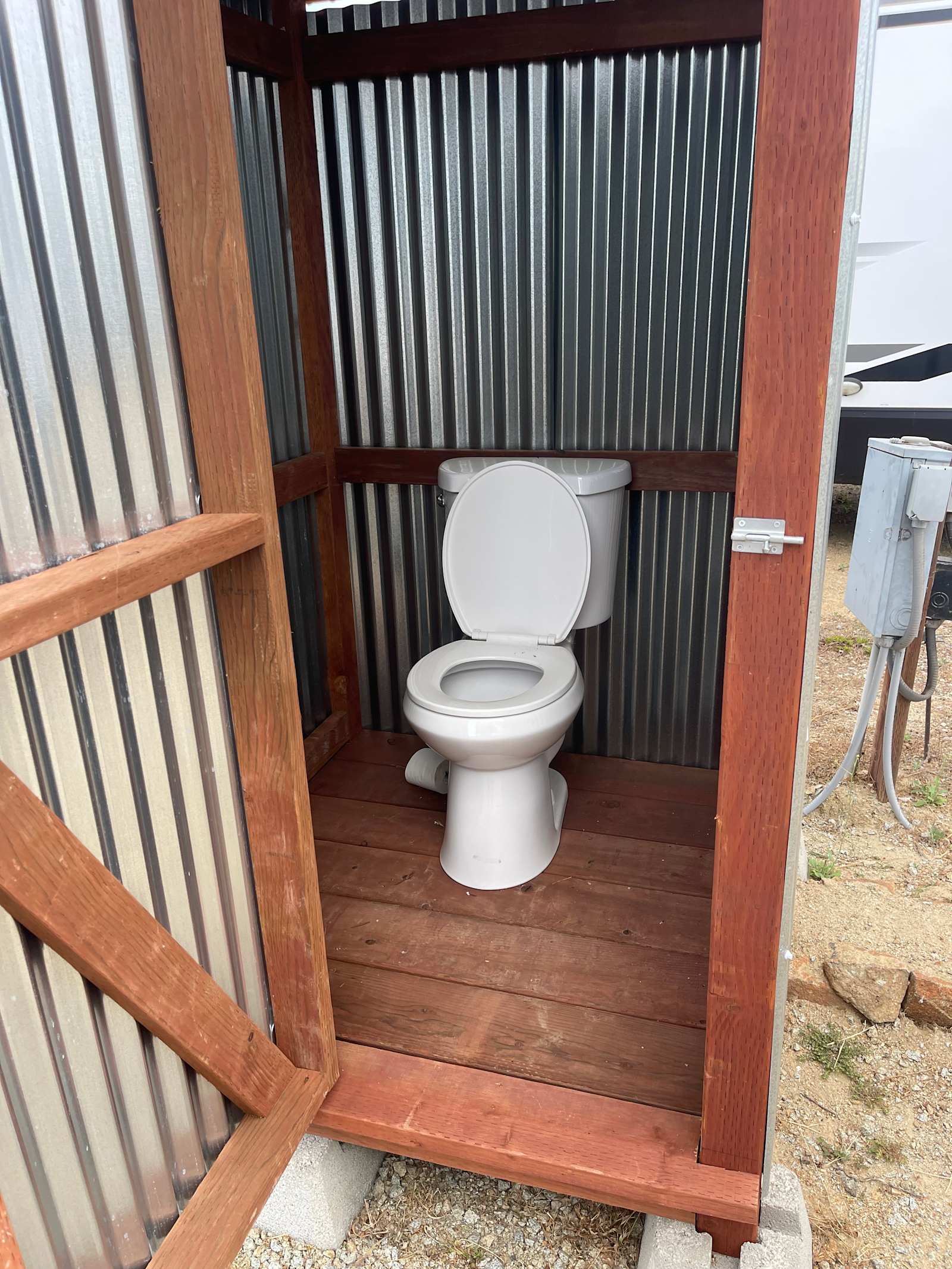 Fallbrook View Glamping Tent - Rainbow, California - glamping.directory