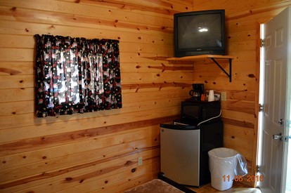 Rustic Cabin near Black Hills National Forest for an Incredible Outdoor Escape in Sturgis, South Dakota - Sturgis, South Dakota - glamping.directory