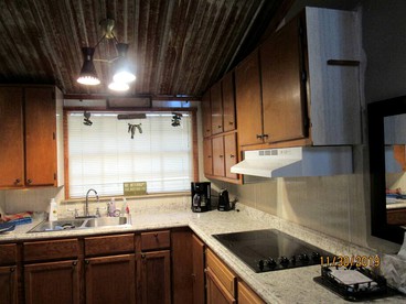 Georgia's Coziest Riverside Retreat: Cabin Adventure in Claxton - Claxton, Georgia - glamping.directory