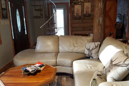 Georgia's Coziest Riverside Retreat: Cabin Adventure in Claxton - Claxton, Georgia - glamping.directory