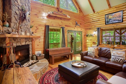 Amazing Lakeside Cabin with Kayaks and Spectacular Views of the Mountains in Butler, Tennessee - Butler, Tennessee - glamping.directory
