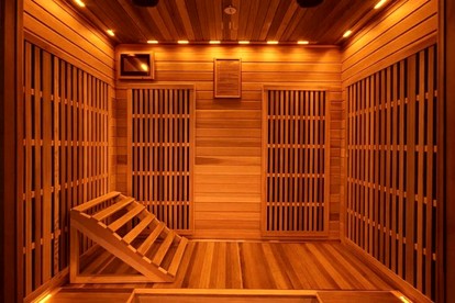 Luxury Cabin with Private Hot Tub, Infrared Sauna & Vintage Jukebox Near Broken Bow, OK - Broken Bow, Oklahoma - glamping.directory