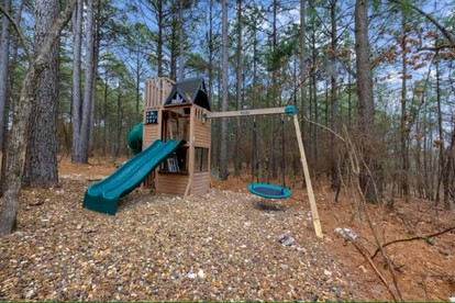 Luxury Cabin with Private Hot Tub, Infrared Sauna & Vintage Jukebox Near Broken Bow, OK - Broken Bow, Oklahoma - glamping.directory