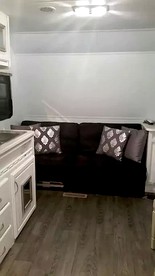 Bright and Unique Caravan Rental for Glamping Getaway near Virginia Beach - Fort Monroe, Virginia - glamping.directory