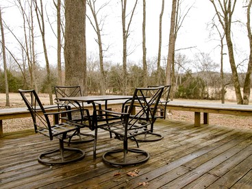 Superb Getaway Cabin near Long Hunter State Park and Nashville, Tennessee - Mount Juliet, Tennessee - glamping.directory