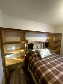 Family Cabin with Mountain Views in Alaska - Cooper Landing, Alaska - glamping.directory